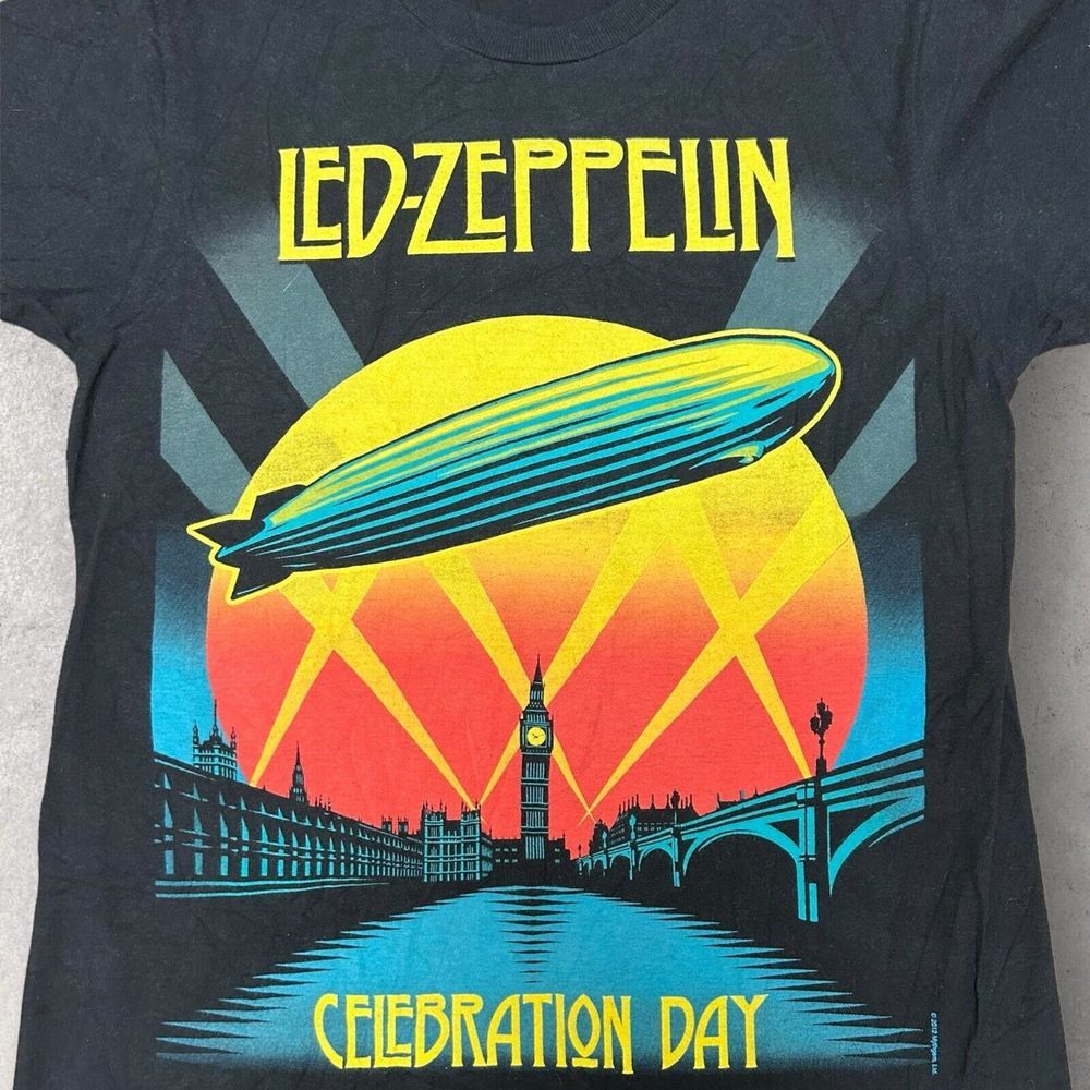 Led Zeplin Celebration Day Black Men's Graphic T Shirt Music‎ Band Size Small - Picture 2 of 7